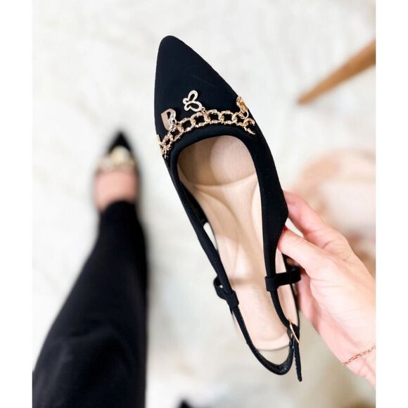 TOP Moda Charmed Life Slingback Flats 7.5 NIB Pointed Toe Black Gold Chain Charm - Picture 2 of 7